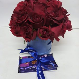 YUMMY BOX WITH CHOCOLATES