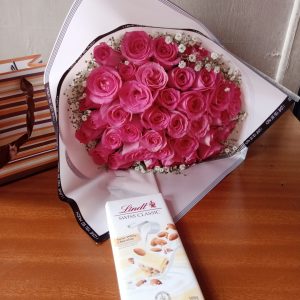 Happy birthday bouquet and chocolate