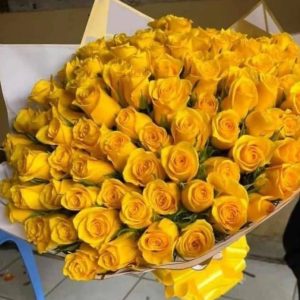 100 YELLOW ROSES